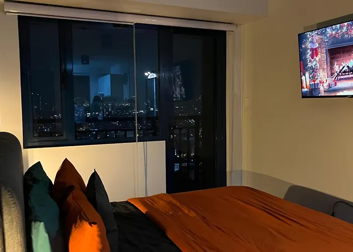 アパート Air Residences Minimal Style Unit W Balcony - Near Trident Tower And Salcedo *